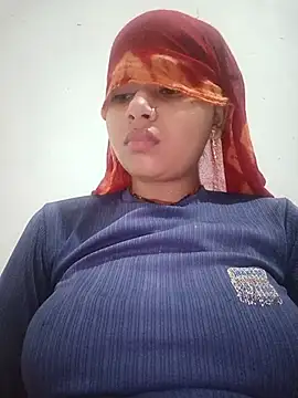 Big_hot44 live cam on StripChat