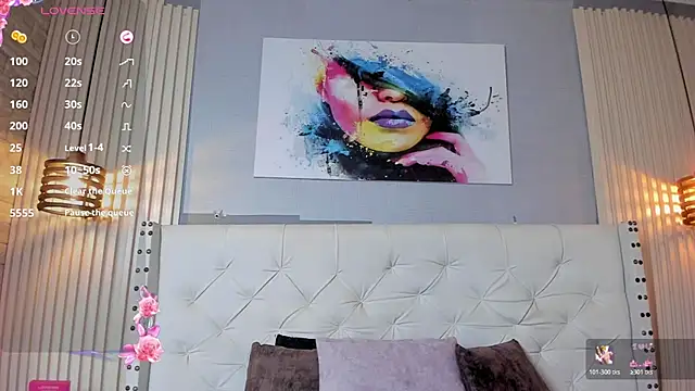 sue__stark live cam on StripChat