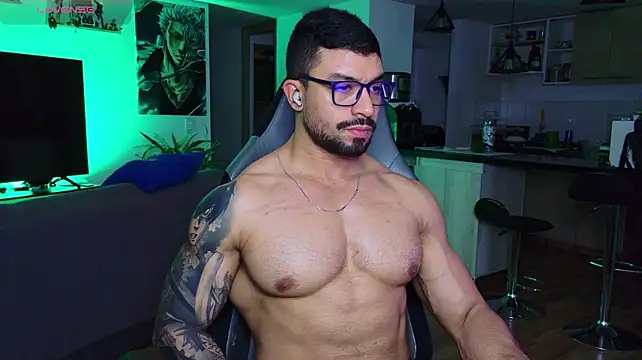 Michael_Diamond live cam on StripChat