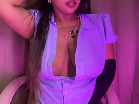 Its_cherry_magic live cam on StripChat
