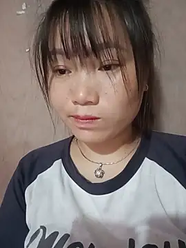 lylaanhmin live cam on StripChat