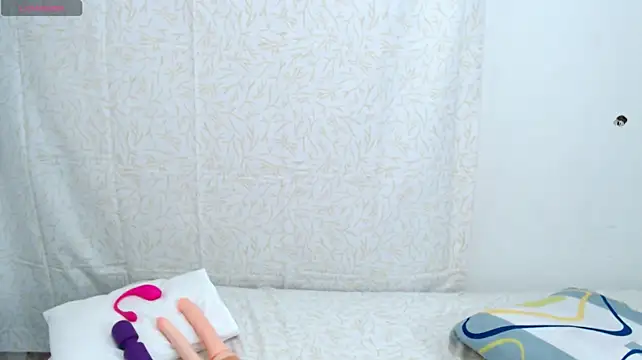 luisa_jaramix live cam on StripChat