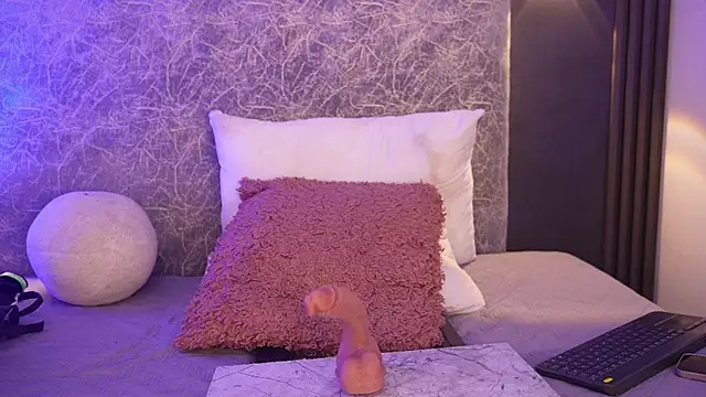 hannahsky_ (F teen) - deepthroat