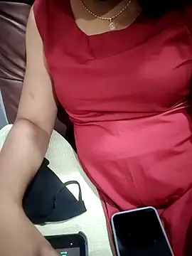 Anuhot190 live cam on StripChat