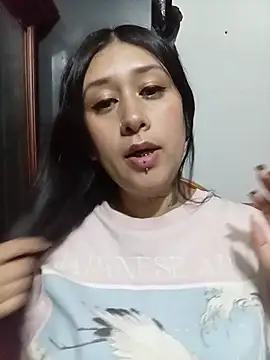 Beautiful_Lady90