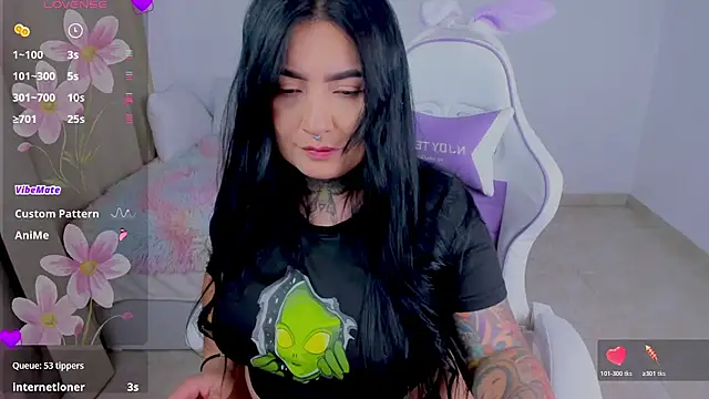 heeyy_kitty live cam on StripChat