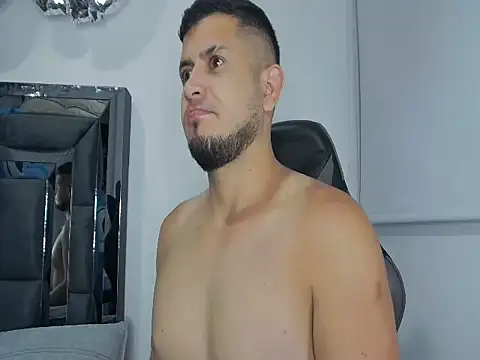 TomasEvenson live cam on StripChat