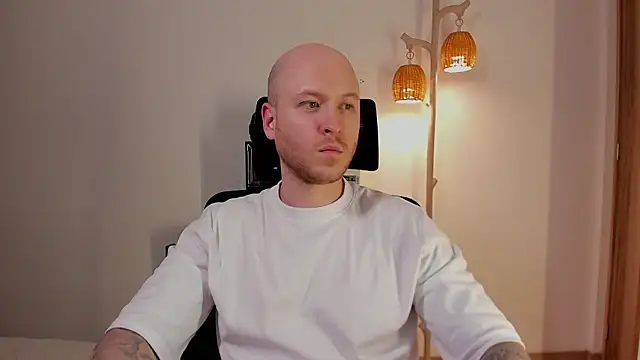 Adam_Meyer10
