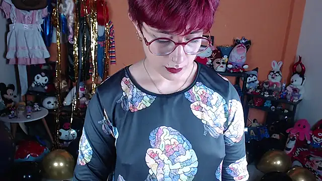 MissMiia2 live cam on StripChat
