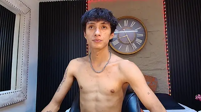 Lean_Portman live cam on StripChat