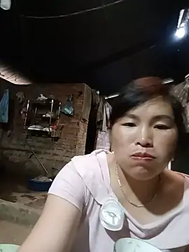 nana_nana99 live cam on StripChat