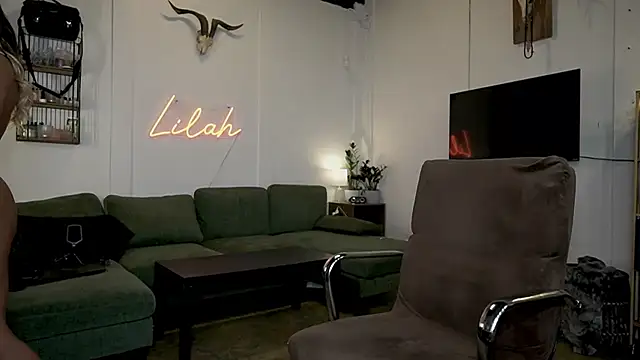 Lilah_Fit live cam on StripChat