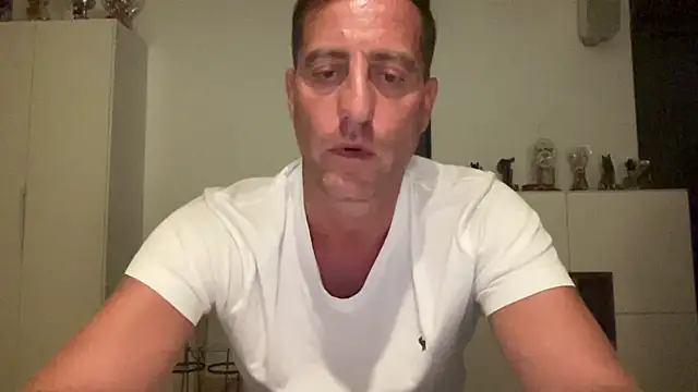 Juanxxuu live cam on StripChat