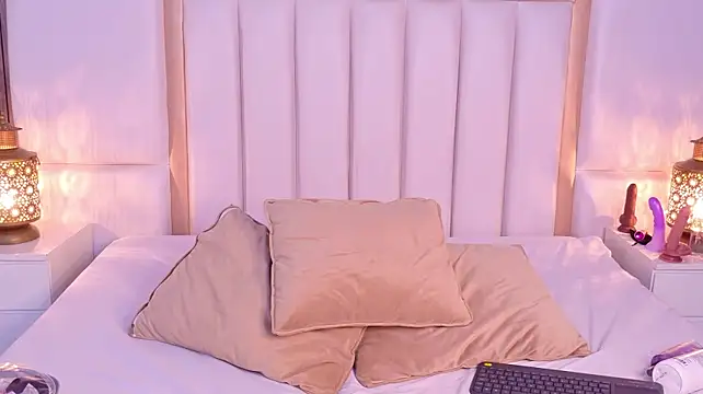 LaylaaDoll webcam
