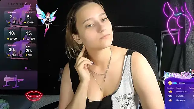 RachelPirce live cam on StripChat
