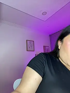 zoey_thompson (F teen) - RIDE DILDO IN THE STAIRS😈😈😈