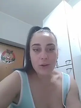 DARKLUNA_3 live cam on StripChat