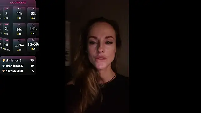 SuchArt_ live cam on StripChat