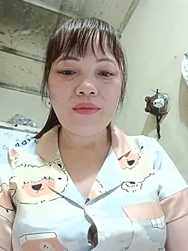 Sana-vn live cam on StripChat