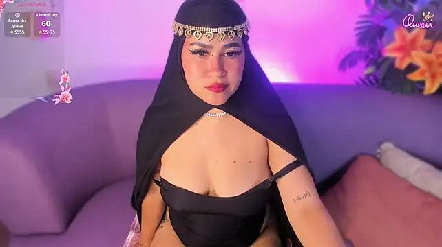 May_hadi live cam on StripChat