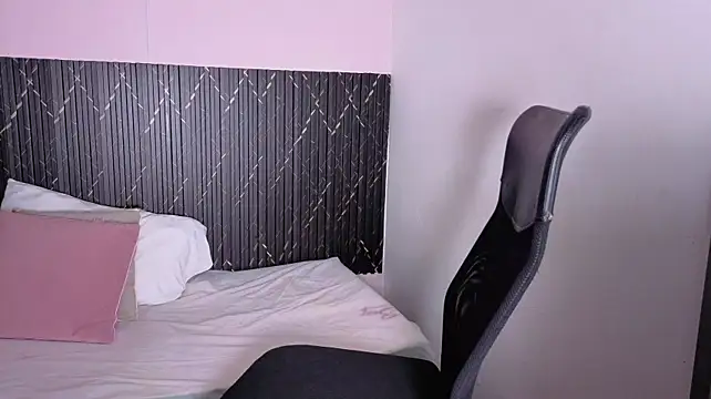 Aabby_lee live cam on StripChat