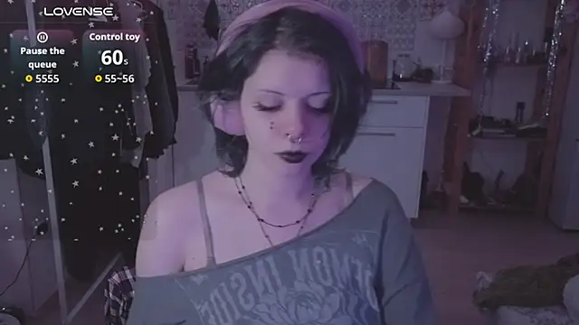 Alice_Zev live cam on StripChat