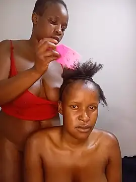YummyBoobs_ live cam on StripChat
