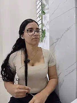 alanahot94
