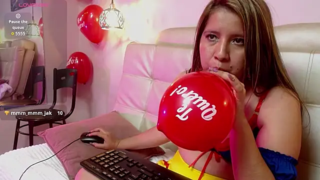 Hana_MorganX live cam on StripChat