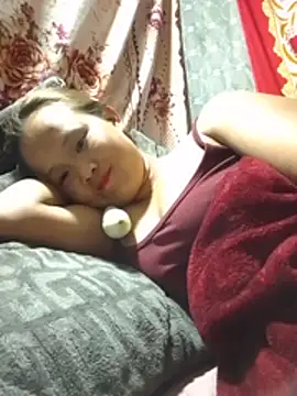 Hanhphuc_x live cam on StripChat
