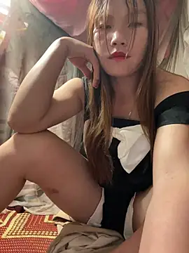 Bay-bi live cam on StripChat