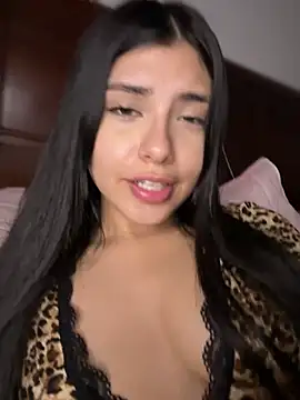 hurrem_18 live cam on StripChat