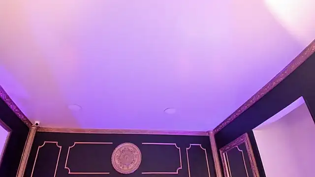 LiaLovet live cam on StripChat