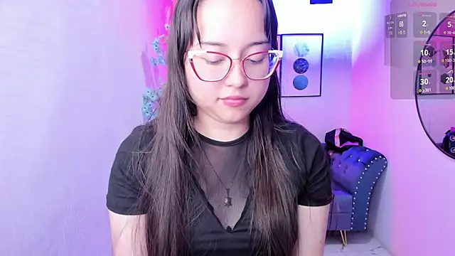 Shady_bug live cam on StripChat