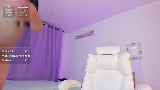 Celestee_21 live cam on StripChat