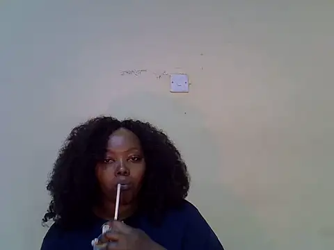 big_bootty96 live cam on StripChat