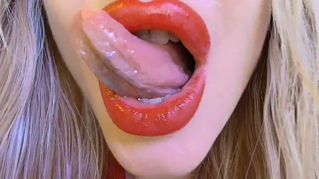 Velvet_kissx live webcam