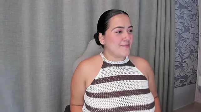 beautifulgirl4u_ live cam on StripChat