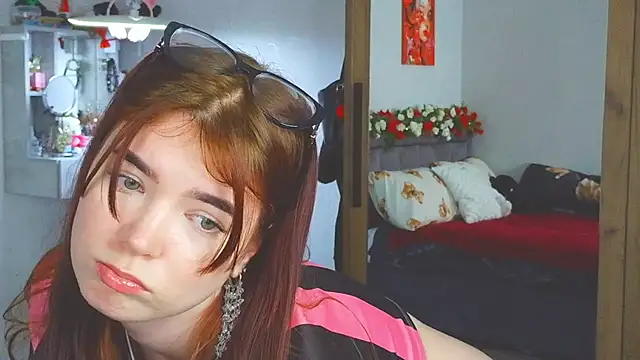 MelissaMay__ live cam on StripChat