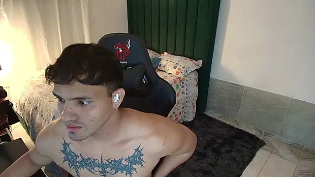 man_dur07 live cam on StripChat