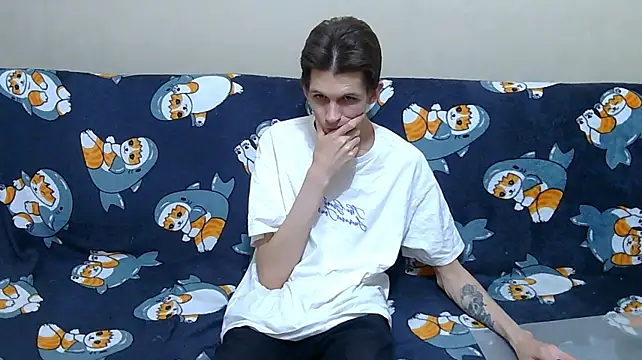 Lester_Broo live cam on StripChat