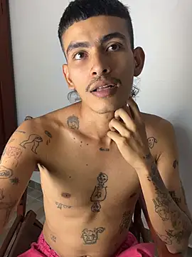sorry-mom69 live cam on StripChat