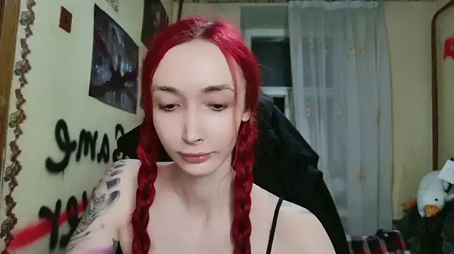 Roxy_Silver live cam on StripChat