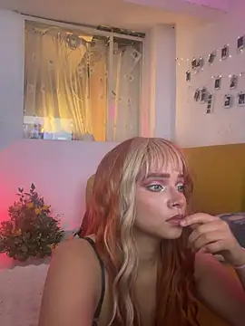 Olivia_Fox69 live cam on StripChat
