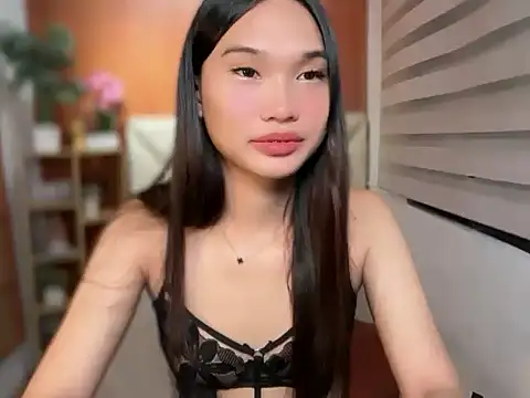 universal_cutie live cam on StripChat
