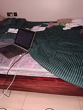 Sweeetboobies live cam on StripChat
