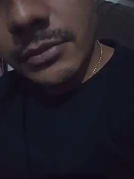 Morenobzs live cam on StripChat
