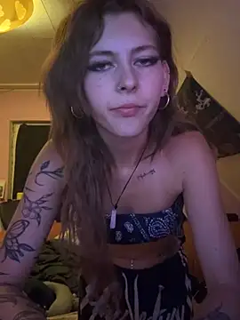 Alina-420