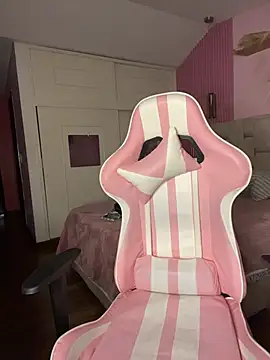 AngelBlonde_ live cam on StripChat