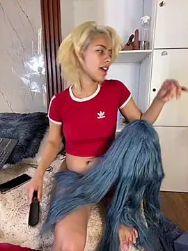 Eva_Feller69